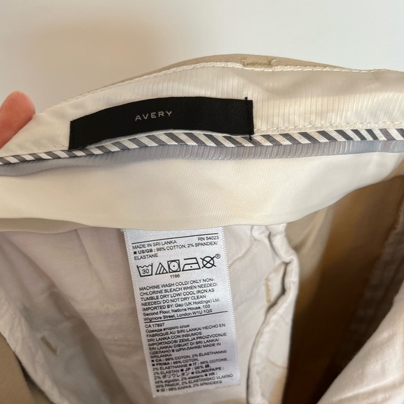 Banana Republic Avery Tan capris Pants size 6 - Picture 4 of 5